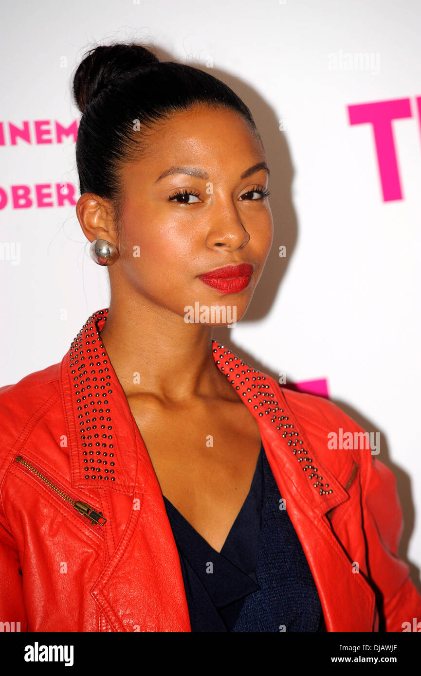 Shanika Warren-Markland il Gala Screening di "Nodo" tenutasi presso il Mayfair Hotel - Arrivi. Londra, Inghilterra - 24.09.12 Foto Stock