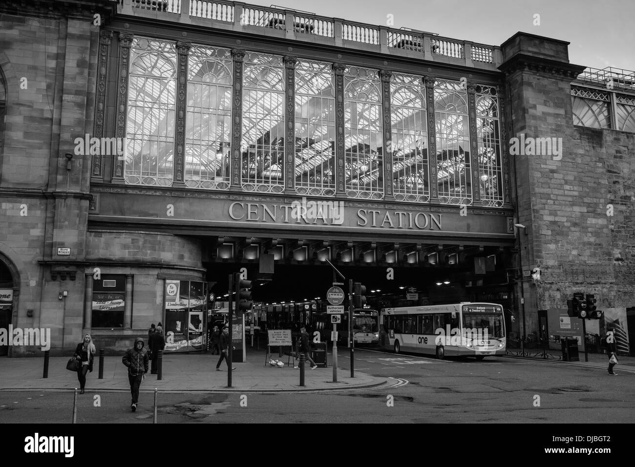 Stazione Centrale di Glasgow - vista da Argyle Street, Glasgow, Scozia Foto Stock