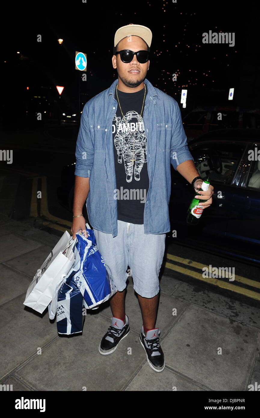 Rorrey Fenty il fratello di Rihanna arrivando al suo hotel di Londra, dopo  aver trascorso una notte in un tattoo studio London, England - 09.09.12  Foto stock - Alamy