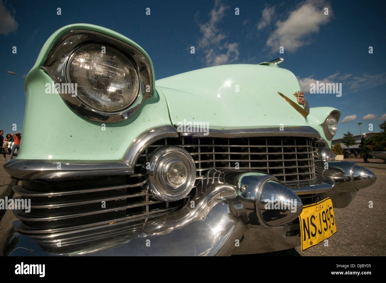 Cuba vecchio cubano auto automobili Cadillac American Classic 1955 numero di piattelli piastre Foto Stock