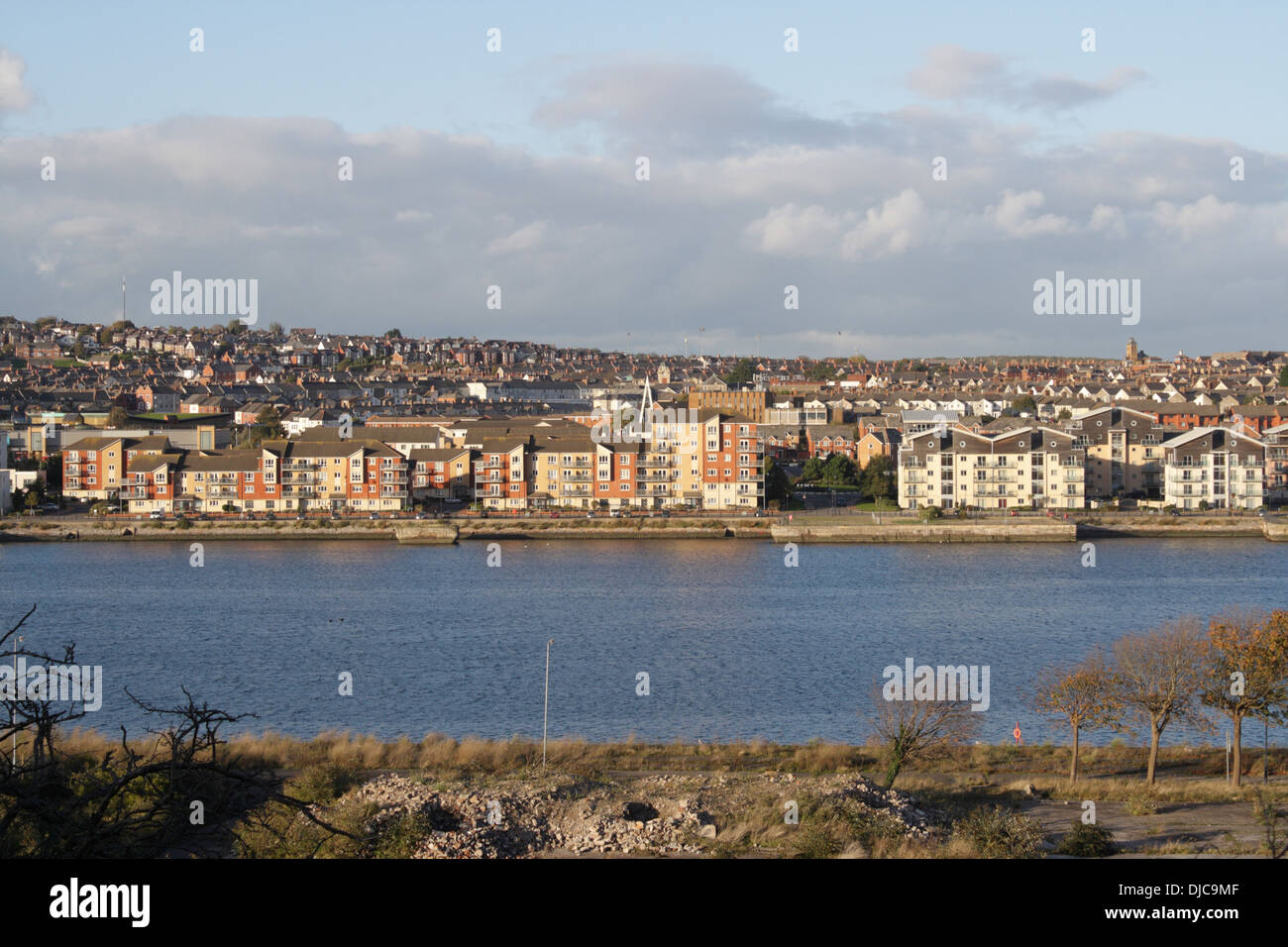 Veduta di Barry Docks Wales UK recenti sviluppi abitativi Foto Stock