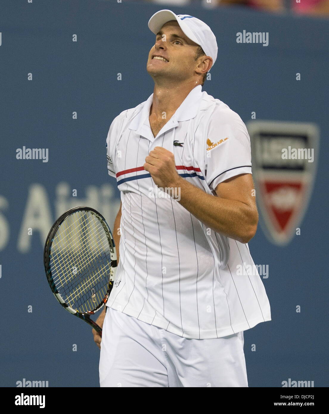Andy Roddick celebra dopo la sconfitta di Bernard Tomic durante il loro match di tennis presso l'USTA Billie Jean King National Tennis Center di New York City, Stati Uniti d'America - 31.08.12 Foto Stock