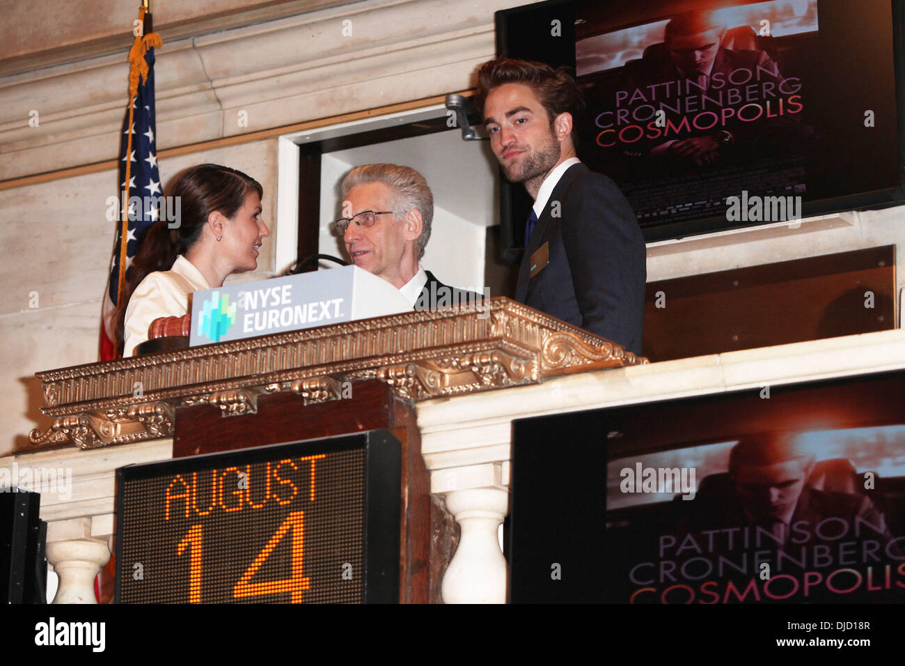 David Cronenberg e Robert Pattinson visita alla Borsa di New York a suonare la campana di apertura Stati Uniti d'America - 14.08.12 Foto Stock
