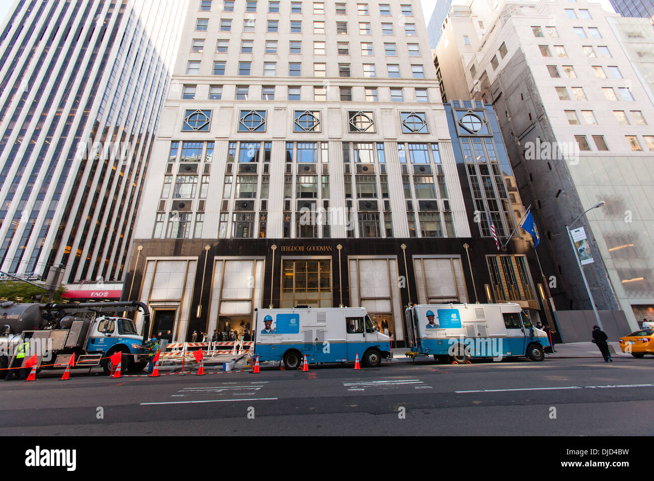 Bergdorf Goodman Department Store, Fifth Avenue, Manhattan, New York City, Stati Uniti d'America. Foto Stock