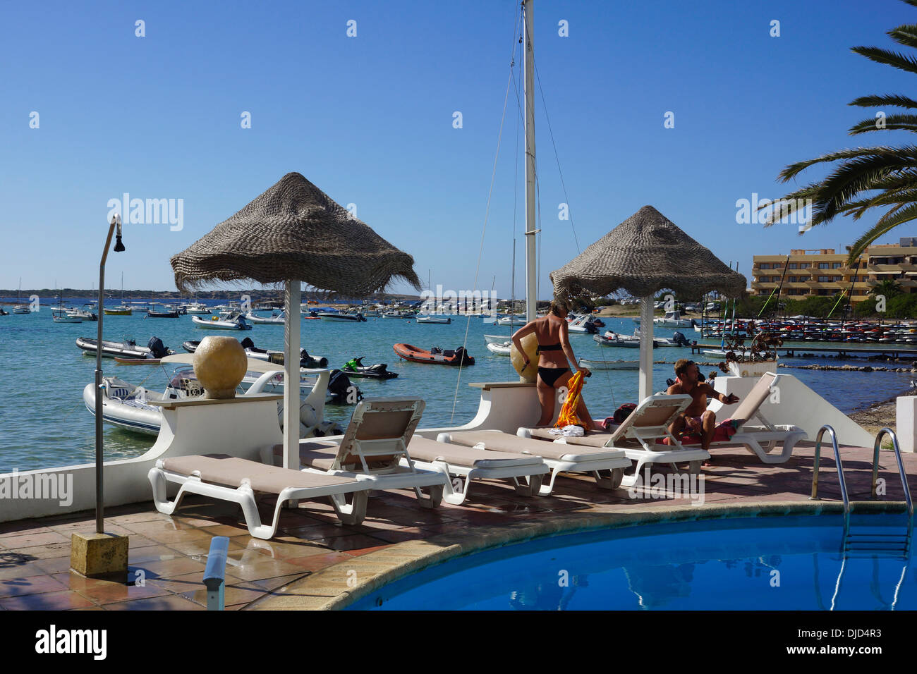 Relax presso la piscina, hotel la Savina, la Savina, Formentera, Spagna Foto Stock