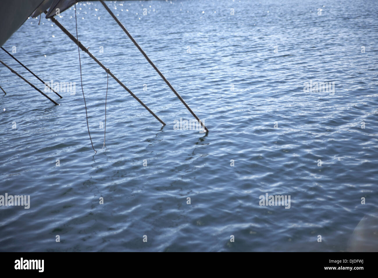 L'Italia, Sardegna, yacht di ancoraggio Foto Stock
