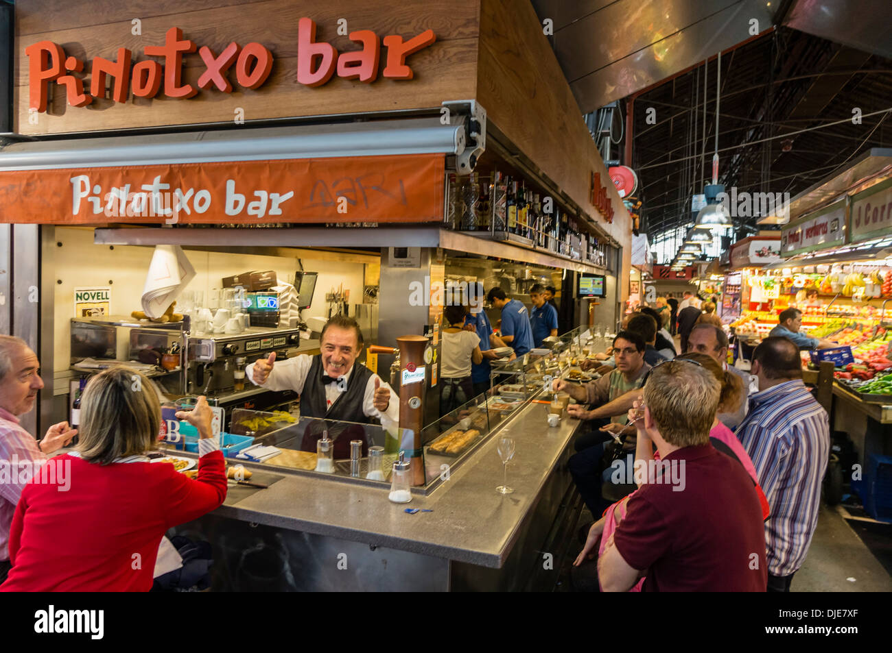 Pinotoxo Bar nel mercato La Boqueria, Ramblas, Barcelona Foto Stock