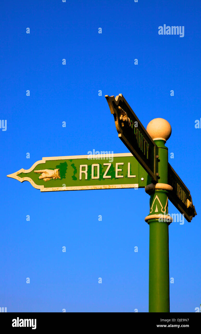 Tradizionale segnaletica stradale, Jersey, Isole del Canale Foto Stock