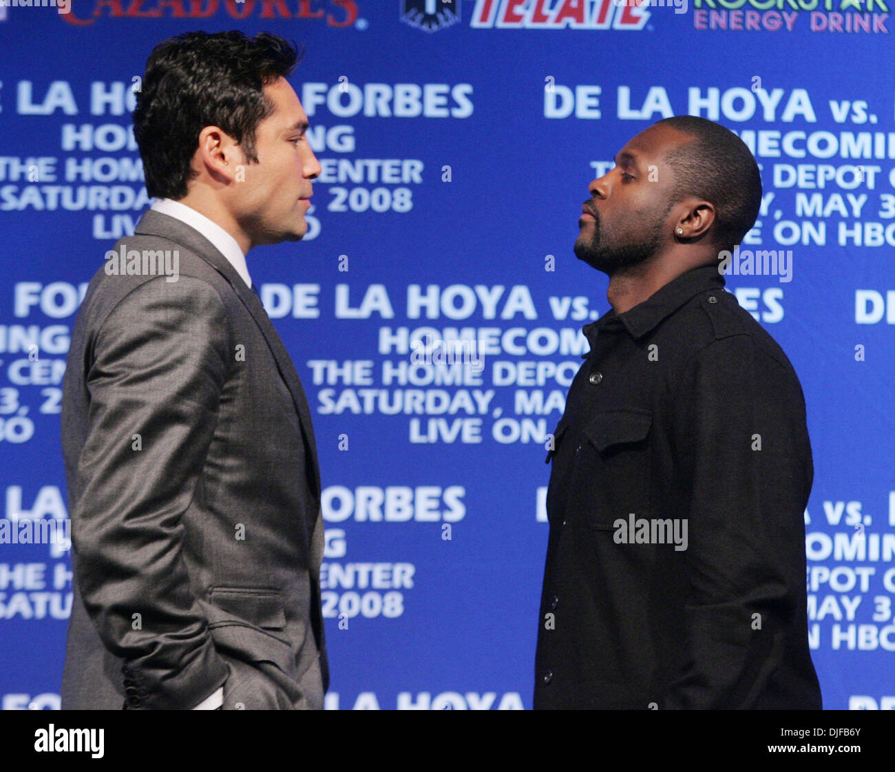 Oscar de la Hoya Oscar de la Hoya e Steve Forbes conferenza stampa per  annunciare "Homecoming' HBO World Championship Boxing Foto stock - Alamy