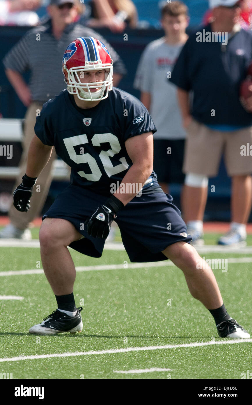 Buffalo Bills linebacker Ryan Manalac (#52) durante un evento di minicamp a Ralph Wilson Stadium di Orchard Park, New York. (Credito Immagine: © Mark Konezny/Southcreek globale/ZUMApress.com) Foto Stock