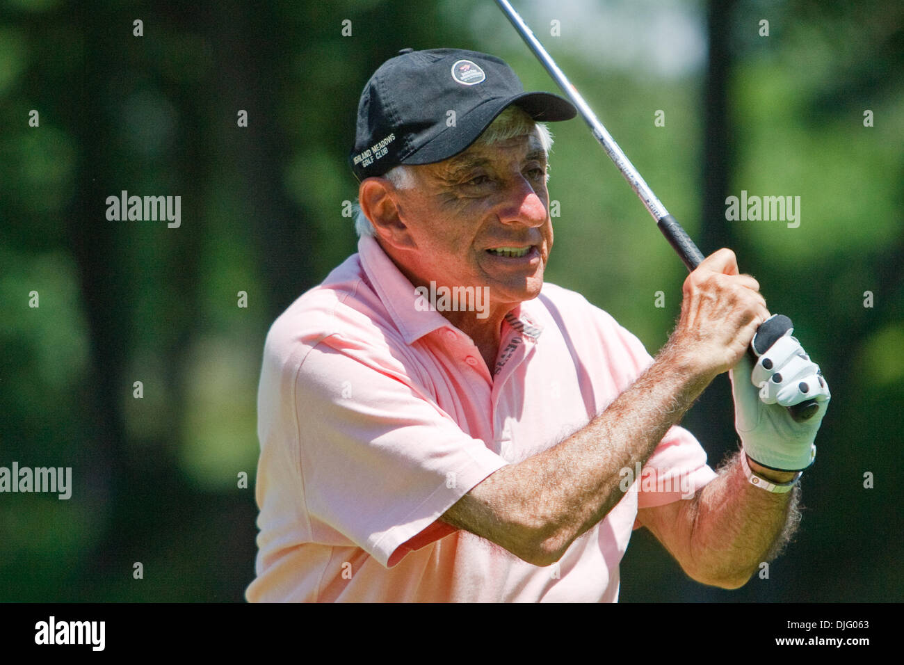 Giugno 30, 2010 - Sylvania, Ohio, Stati Uniti d'America - 30 Giugno 2010: Jamie Farr durante il Owens-Illinois Celebrity Pro-Am caso di Jamie Farr Owens Corning Classic presentato da Kroger a Highland Meadows Golf Club in Sylvania, Ohio. .Credito: Scott W. Grau / Southcreek globale di credito (Immagine: © Southcreek globale/ZUMApress.com) Foto Stock