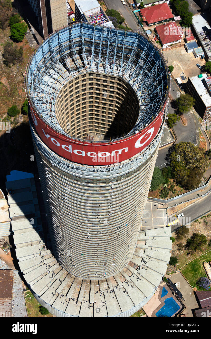 Vista aerea del Ponte City, il più alto edificio residenziale Hillbrow,Johannesburg.Sud Africa Foto Stock