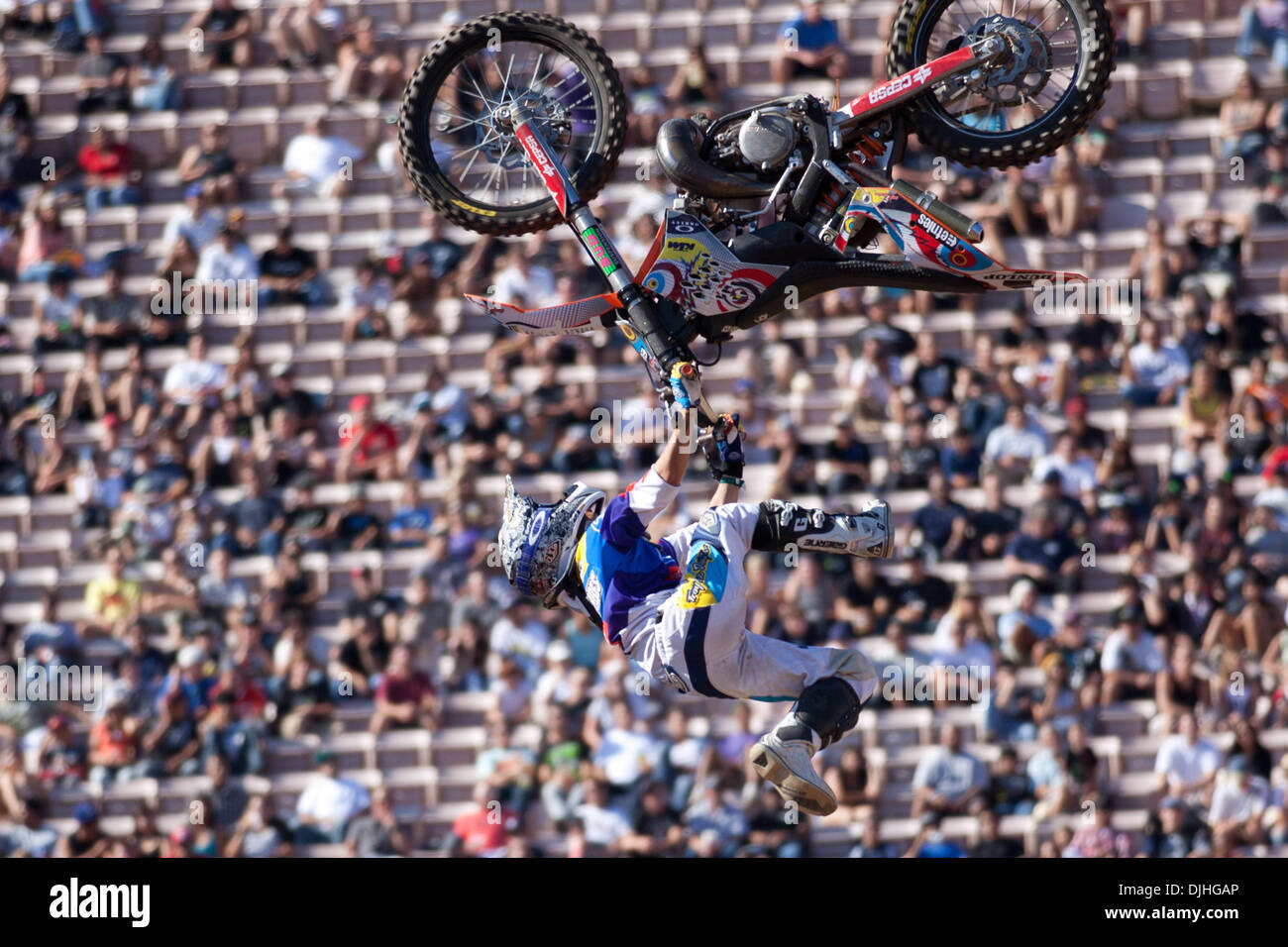 Luglio 29, 2010 - Los Angeles, California, Stati Uniti - 28 Luglio 2010: Dany Torres vola gratis durante il moto X Freestyle finali all'X Games a Los Angeles, CA. (Credito Immagine: © Josh Cappella/Southcreek globale/ZUMApress.com) Foto Stock