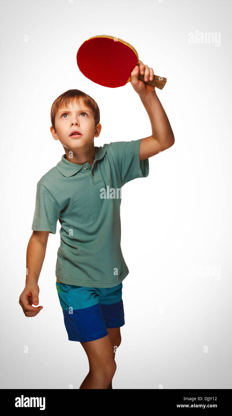 Bionda uomo ragazzo giocando a ping-pong diretti prende topspin emozione Foto Stock