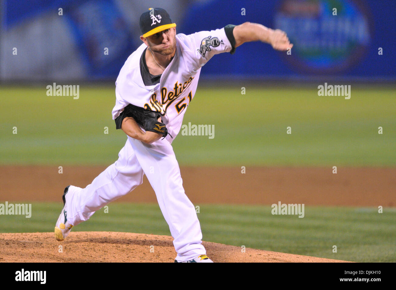 Sett. 7, 2010 - Oakland, la California, Stati Uniti - Oakland atletica a partire lanciatore DALLAS BRADEN (#51) passi nei primi inning di martedì in gioco. Il Seatle Mariners sconfitto Oakland Athletics 7-5. (Credito Immagine: © Scott Beley/Southcreek globale/ZUMApress.com) Foto Stock