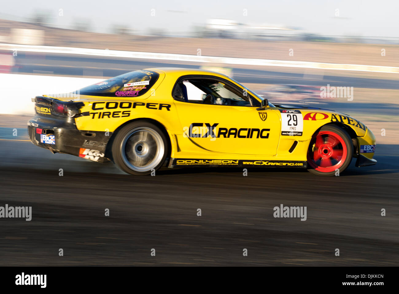 Sett. 10, 2010 - Sonoma, California, Stati Uniti D'america - Jeff Jones Nel Cx Racing Mazda Rx-7 Durante La Formula Drift Evento Punto Di Impatto A Infineon Raceway. (Credito Immagine: © Matt