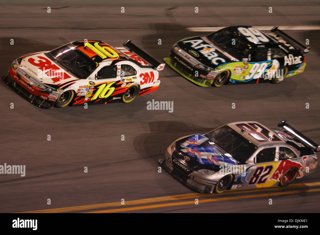 Greg Biffle (16), Scott Speed (82) e Carl Edwards (99) Gara durante la Daytona 500 al Daytona International Speedway di Daytona Beach, Florida. (Credito Immagine: © David Roseblum/Southcreek globale/ZUMApress.com) Foto Stock