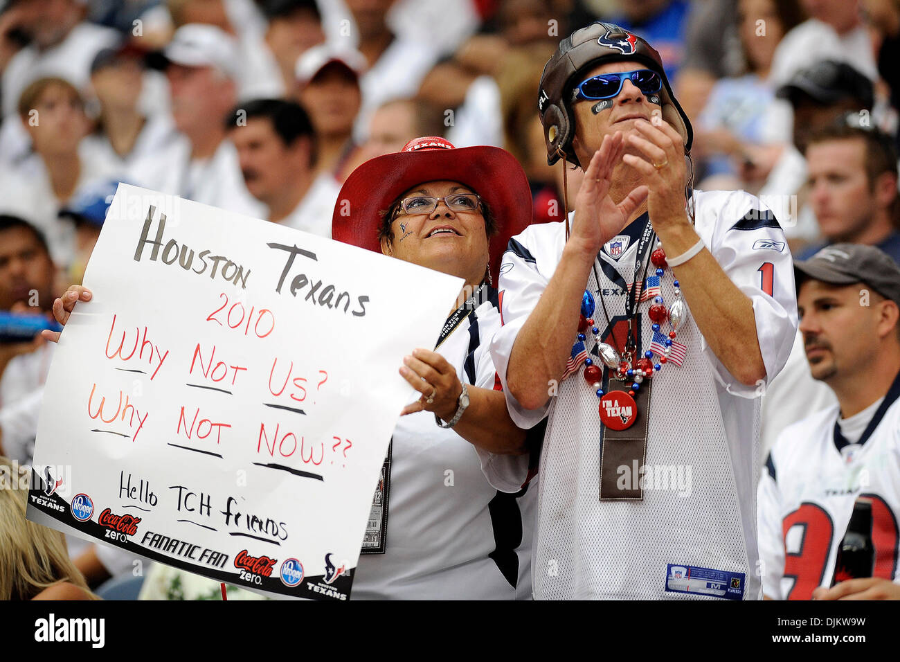 Sett. 12, 2010 - Houston, Texas, Stati Uniti d'America - Houston Texans fans pensa che questo è il loro anno. I Texans sconfitto i Colts 34-24. (Credito Immagine: © Jerome Miron/Southcreek globale/ZUMApress.com) Foto Stock