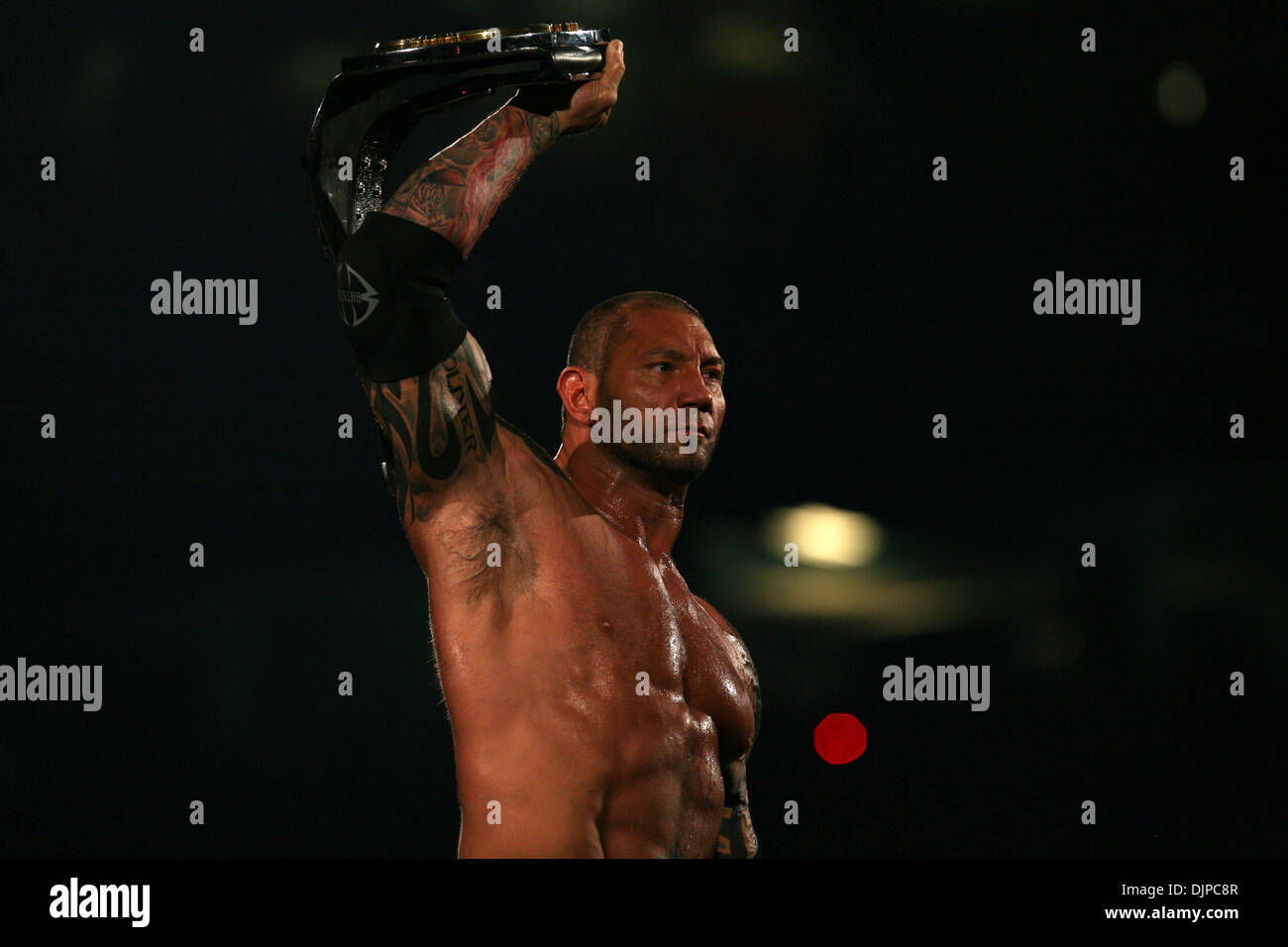 Mar 28, 2010 - Phoenix, Arizona, Stati Uniti d'America - BATISTA durante la WWE Wrestlemania 26. (Credito Immagine: © Matt Roberts/ZUMA Press) Foto Stock