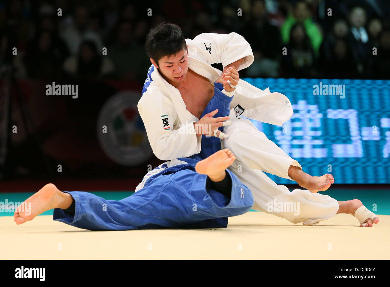 Tokyo Metropolitan Gymnasium, Tokyo, Giappone. 29 Nov, 2013. Tomofumi Takajo (JPN), 29 novembre 2013 - Judo : Grand Slam Tokyo 2013, Uomini 66kg classe finale a Tokyo Metropolitan Gymnasium, Tokyo, Giappone. Credito: Yusuke Nakanishi AFLO/sport/Alamy Live News Foto Stock