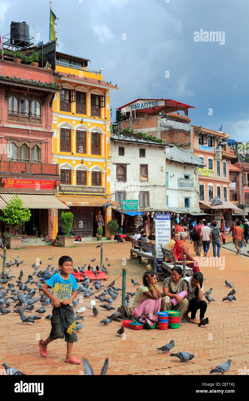 Vecchie case nei pressi di Boudhanath stupa, Kathmandu, Nepal Foto Stock