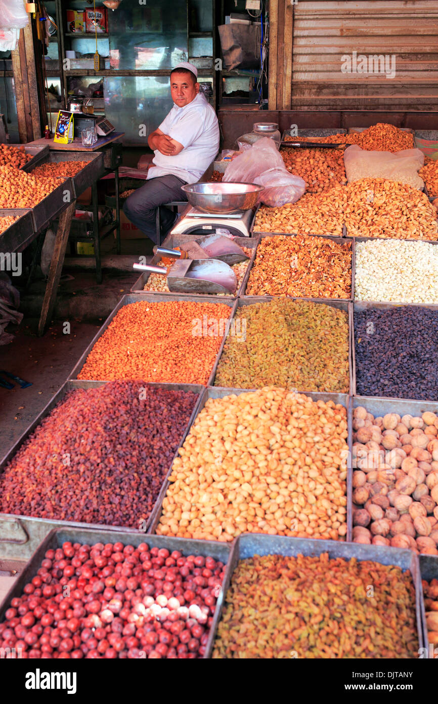 Il mercato delle spezie, Kashgar (Kashi), Kashgar Prefettura, Xinjiang Uyghur Regione autonoma, Cina Foto Stock