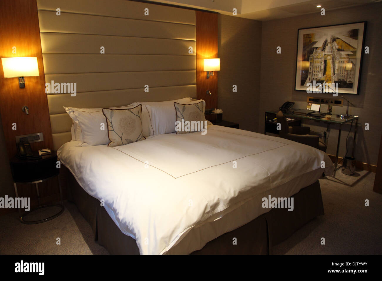 Camera da letto in Intercontinental Hotel Westminster London REGNO UNITO Foto Stock