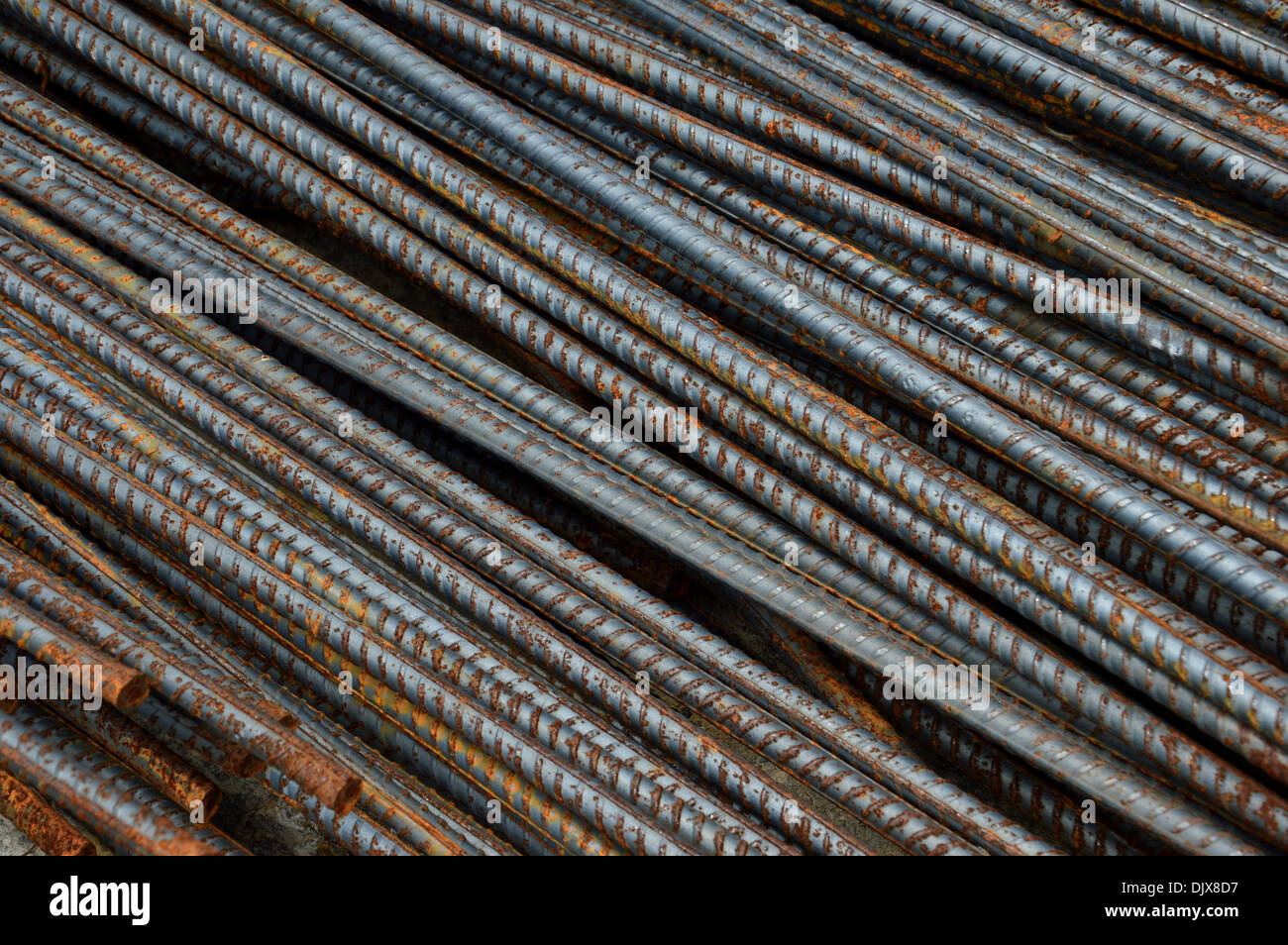 Texture dettagliate e il pattern dei tondini di ferro sullo sfondo Foto  stock - Alamy