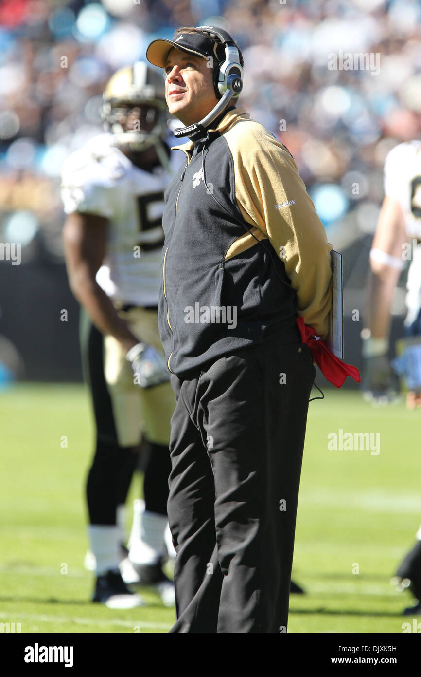 Novembre 7, 2010; Coach Sean Payton dei New Orleans Saints presso la Bank of America Stadium di Charlotte, NC. Il punteggio finale è stato santi 34 - pantere 3. Jim Dedmon/CSM(Immagine di credito: © Jim Dedmon/Cal Sport Media/ZUMApress.com) Foto Stock