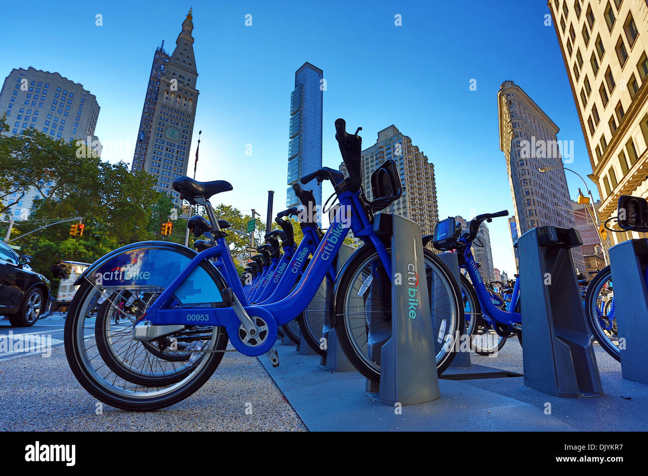 Grattacielo edifici intorno al Madison Square e Citibike biciclette a noleggio biciclette, New York, America Foto Stock