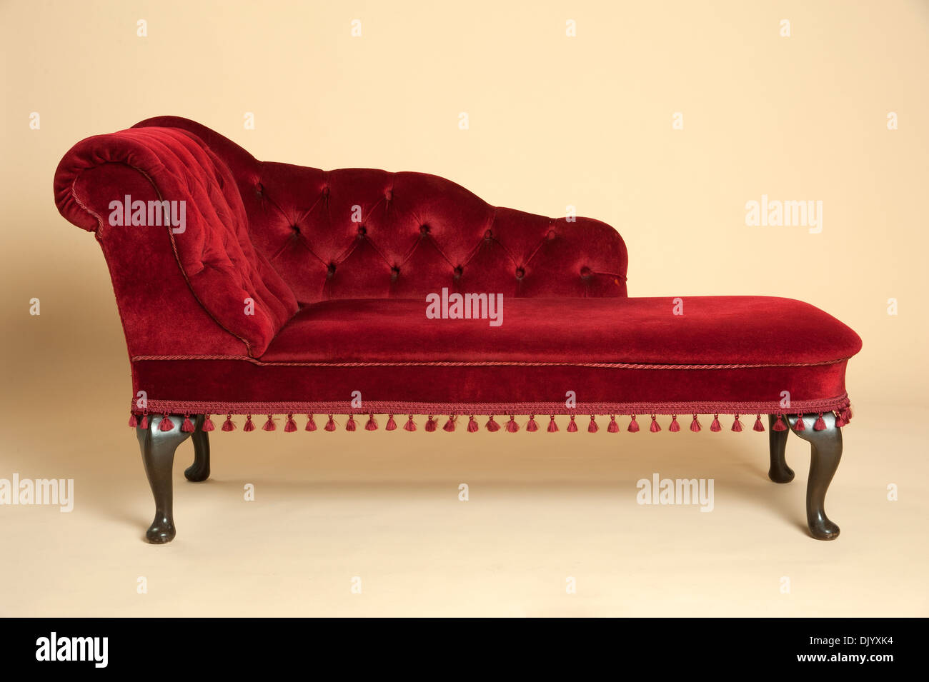 Longue chaise immagini e fotografie stock ad alta risoluzione - Alamy