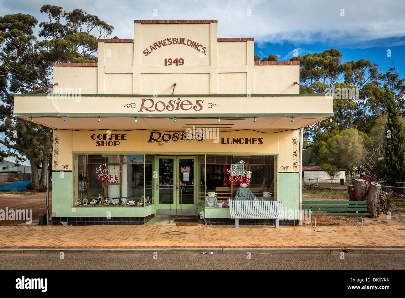 Rosie's Coffee Shop, caffè tradizionale nella parte orientale della regione di Wheatbelt, Lago di grazia, Australia occidentale, Australia Foto Stock