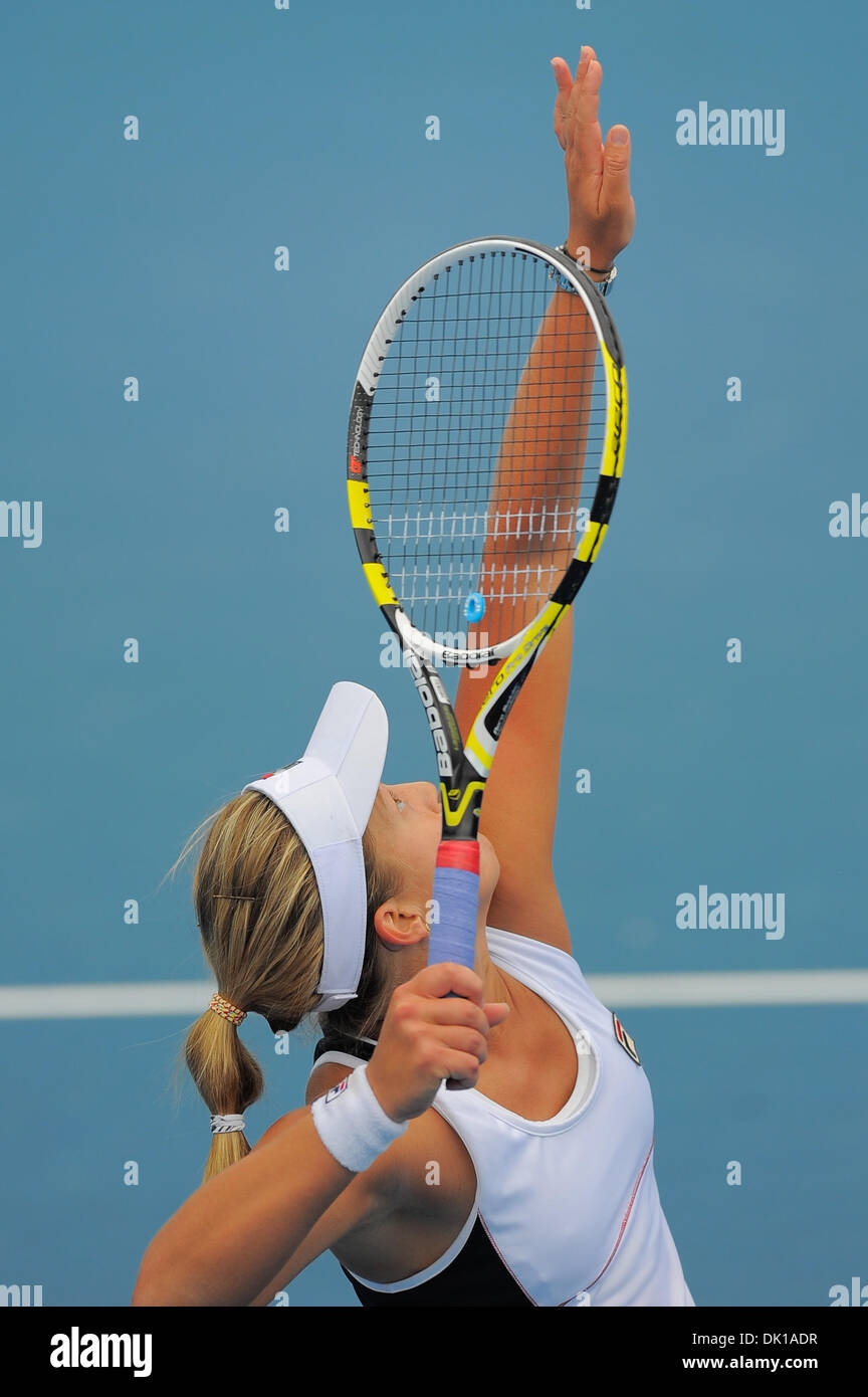 Gen 18, 2011 - Melbourne, Victoria, Australia - Sophie Ferguson (AUS) in azione durante la sua prima partita contro Petra Martic (CRO) al giorno due degli Australian Open 2011 a Melbourne Park, Australia. (Credito Immagine: © Sydney bassa/Southcreek globale/ZUMAPRESS.com) Foto Stock