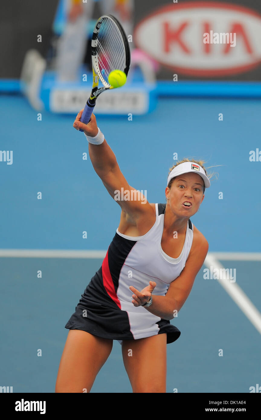 Gen 18, 2011 - Melbourne, Victoria, Australia - Sophie Ferguson (AUS) in azione durante la sua prima partita contro Petra Martic (CRO) al giorno due degli Australian Open 2011 a Melbourne Park, Australia. (Credito Immagine: © Sydney bassa/Southcreek globale/ZUMAPRESS.com) Foto Stock