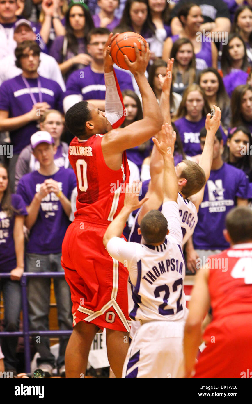 Gen 29, 2011 - Evanston, Illinois, Stati Uniti - durante il primo semestre azione di NCAA pallacanestro tra la Ohio State Buckeyes e la Northwestern Wildcats a Welsh-Ryan Arena in Evanston, IL. Al tempo di emisaturazione Ohio State conduce la Northwestern (credito Immagine: © Geoffrey Siehr/Southcreek globale/ZUMAPRESS.com) Foto Stock