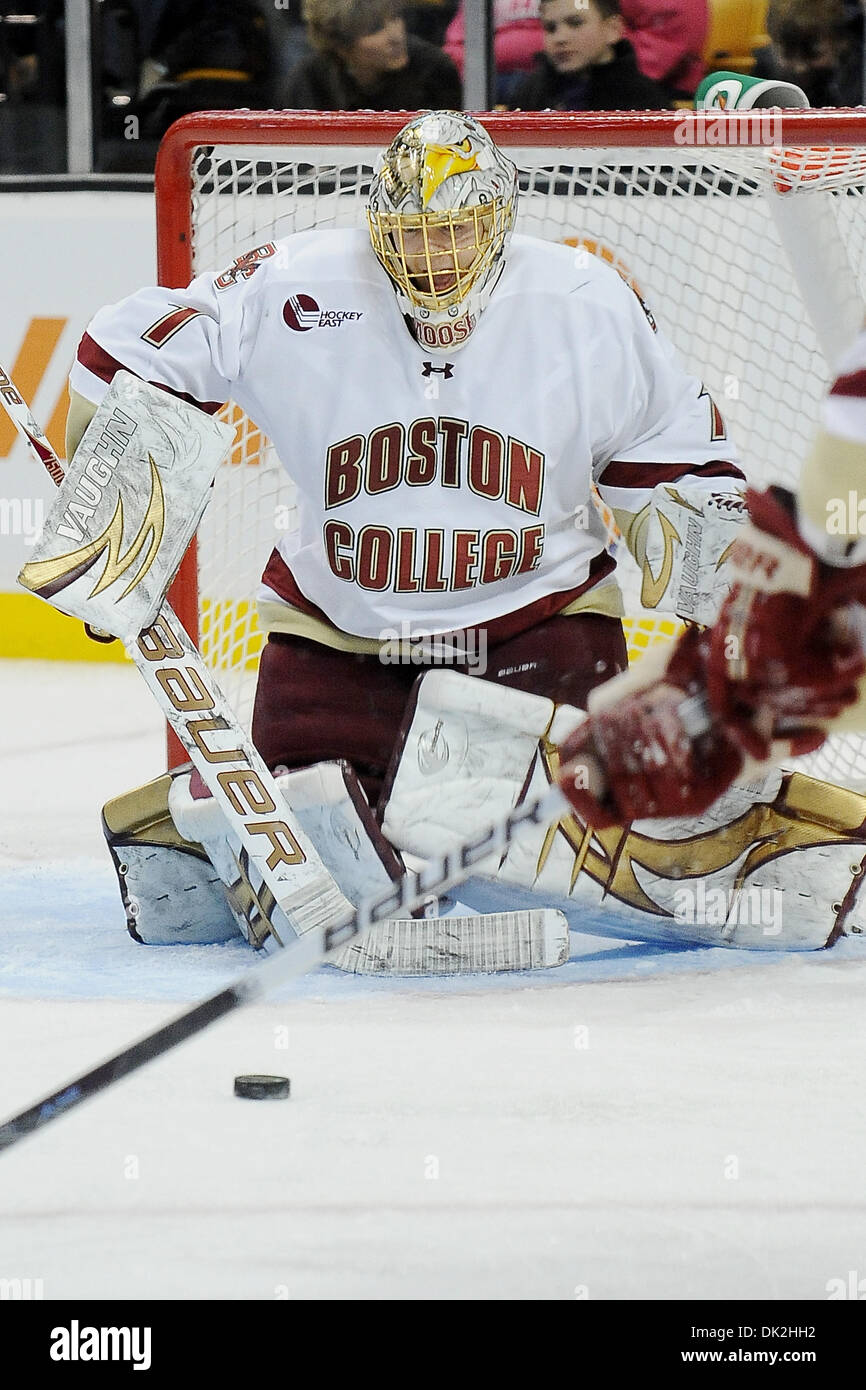 Febbraio 14, 2011 - Boston, Massachusetts, STATI UNITI - Il Hobey Baker Award Nominees (credito Immagine: © Jim Melito/Southcreek globale/ZUMAPRESS.com) Foto Stock