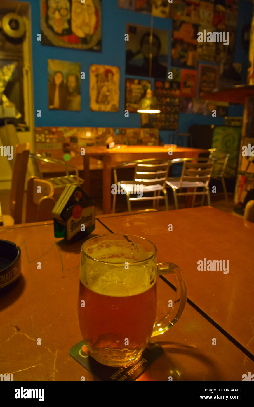 Chocobamba bar interni Zizkov quartiere Praga Repubblica Ceca Europa Foto Stock