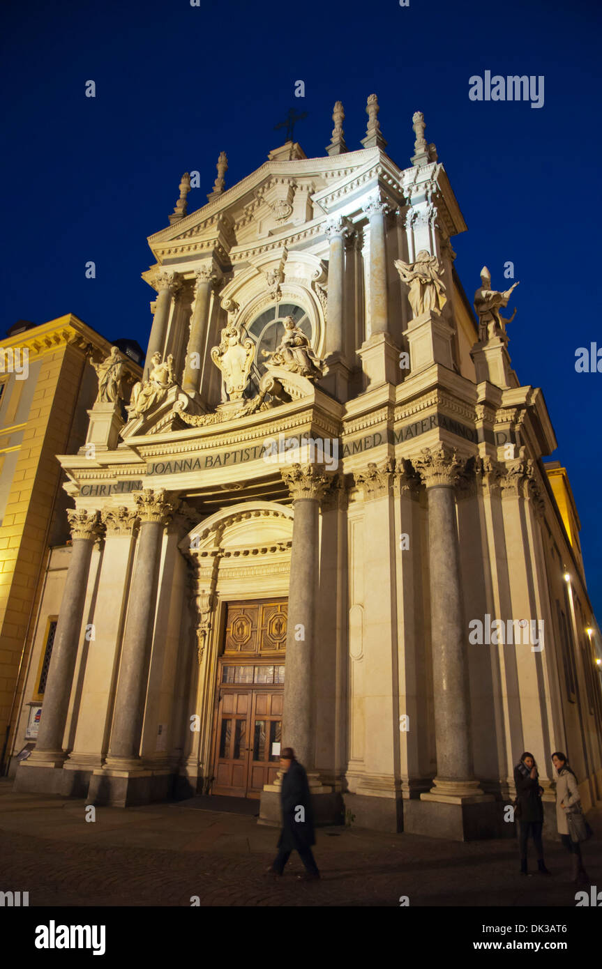 Santa Cristina chiesa Piazza San Carlo piazza centrale della città di Torino Piemonte Italia del nord Europa Foto Stock