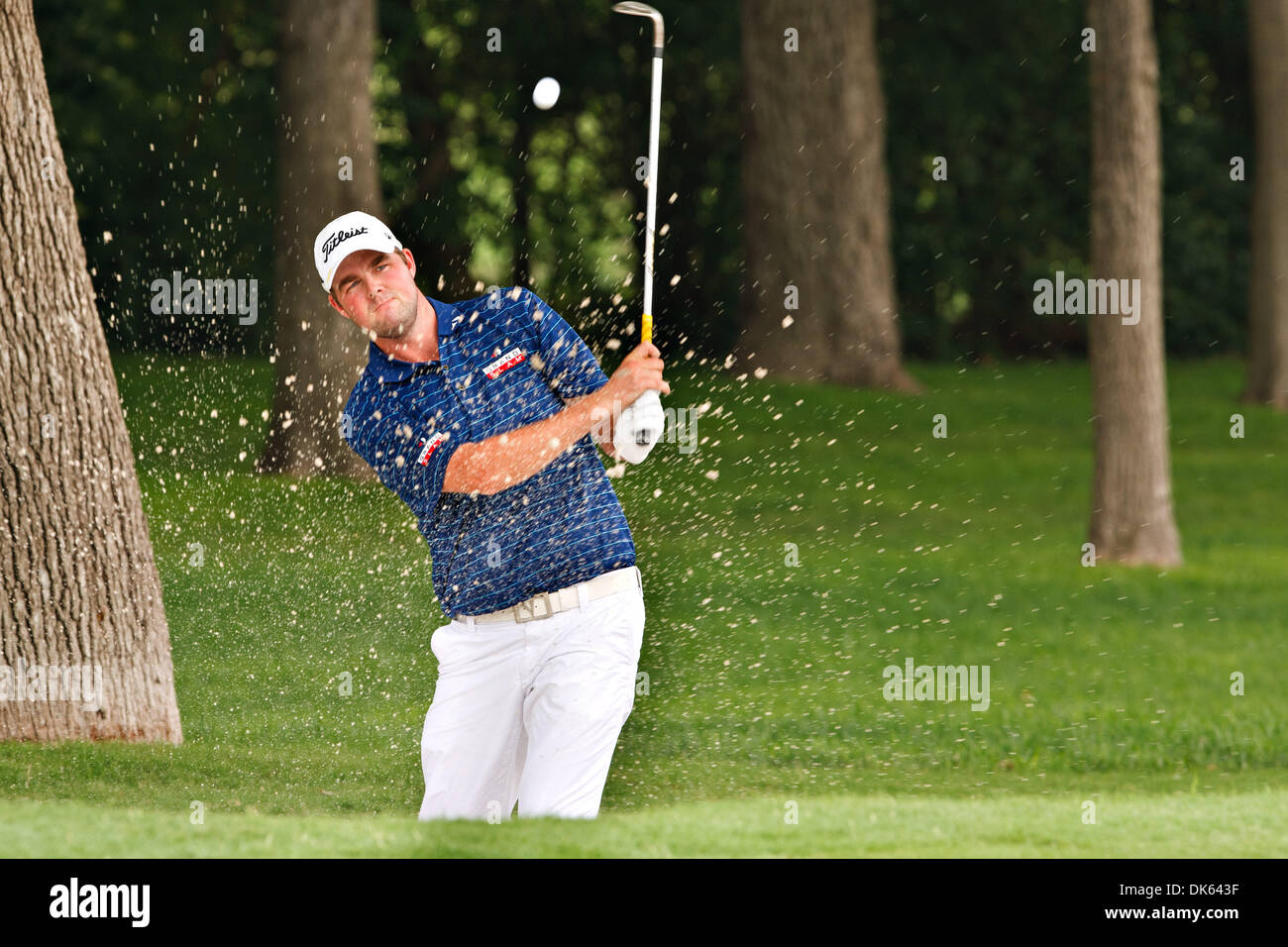 22 maggio 2011 - Fort Worth, Texas, USA - Marc Leishman di blasti della sabbia sulla #8 durante il round finale del PGA Crowne Plaza Invitational a Colonial. (Credito Immagine: © Andrew Dieb/Southcreek globale/ZUMAPRESS.com) Foto Stock
