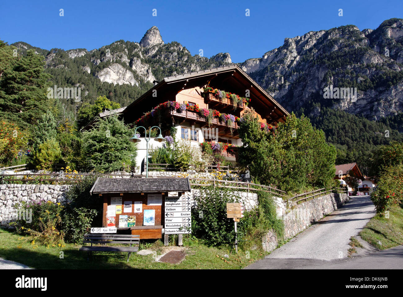 Casa Alpina, livelli,pneumatici, Alto Adige, Alto Adige, Italia Foto Stock