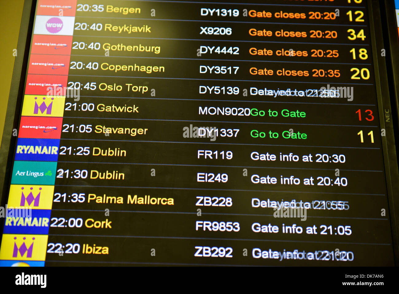 Informazioni per la partenza di amministrazione, Terminal Nord di Gatwick, Londra, Gran Bretagna, Regno Unito Foto Stock