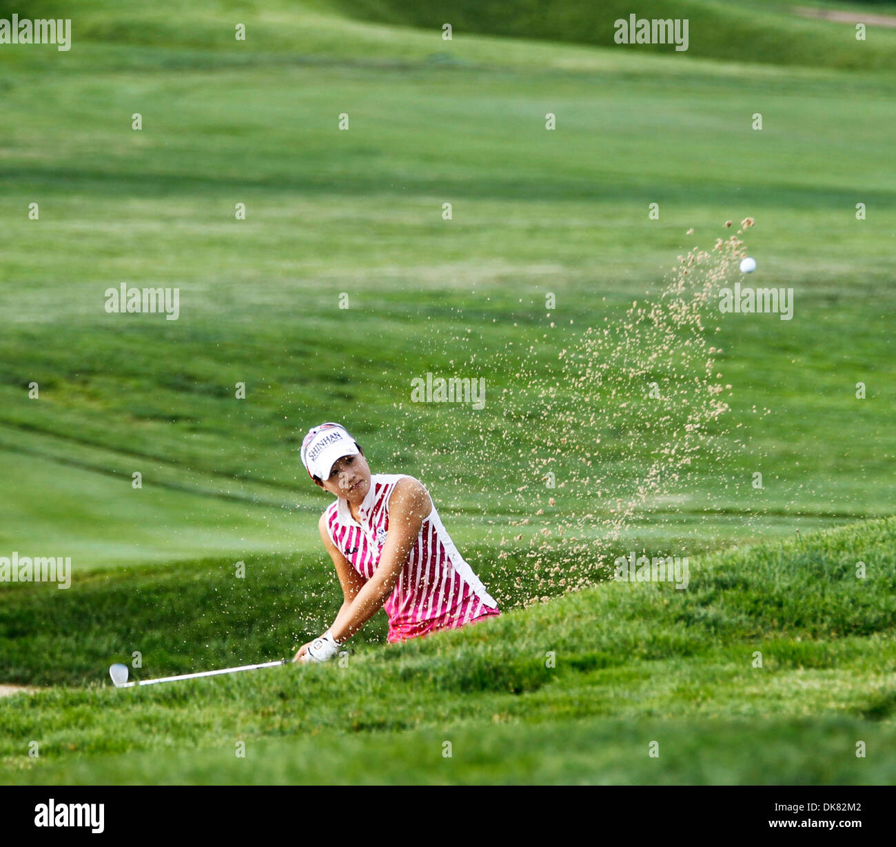 Lug 08, 2011 - Colorado Springs, Colorado, Stati Uniti - JENNIFER canzone trucioli al di fuori della sabbia sul diciottesimo foro al LPGA U.S. Aprire al Broadmoor Country Club. (Credito Immagine: © avrà poteri/ZUMAPress.com) Foto Stock