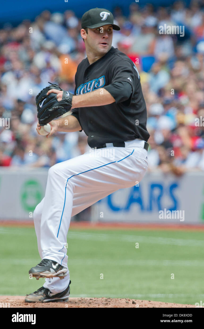 Luglio 31, 2011 - Toronto, Ontario, Canada - Toronto Blue Jays Pitcher Brandon Morrow (23) in azione contro il Texas Rangers. Il Toronto Blue Jays sconfitto il Texas Rangers 7 - 3 presso il Rogers Centre Toronto Ontario. (Credito Immagine: © Keith Hamilton/Southcreek globale/ZUMAPRESS.com) Foto Stock