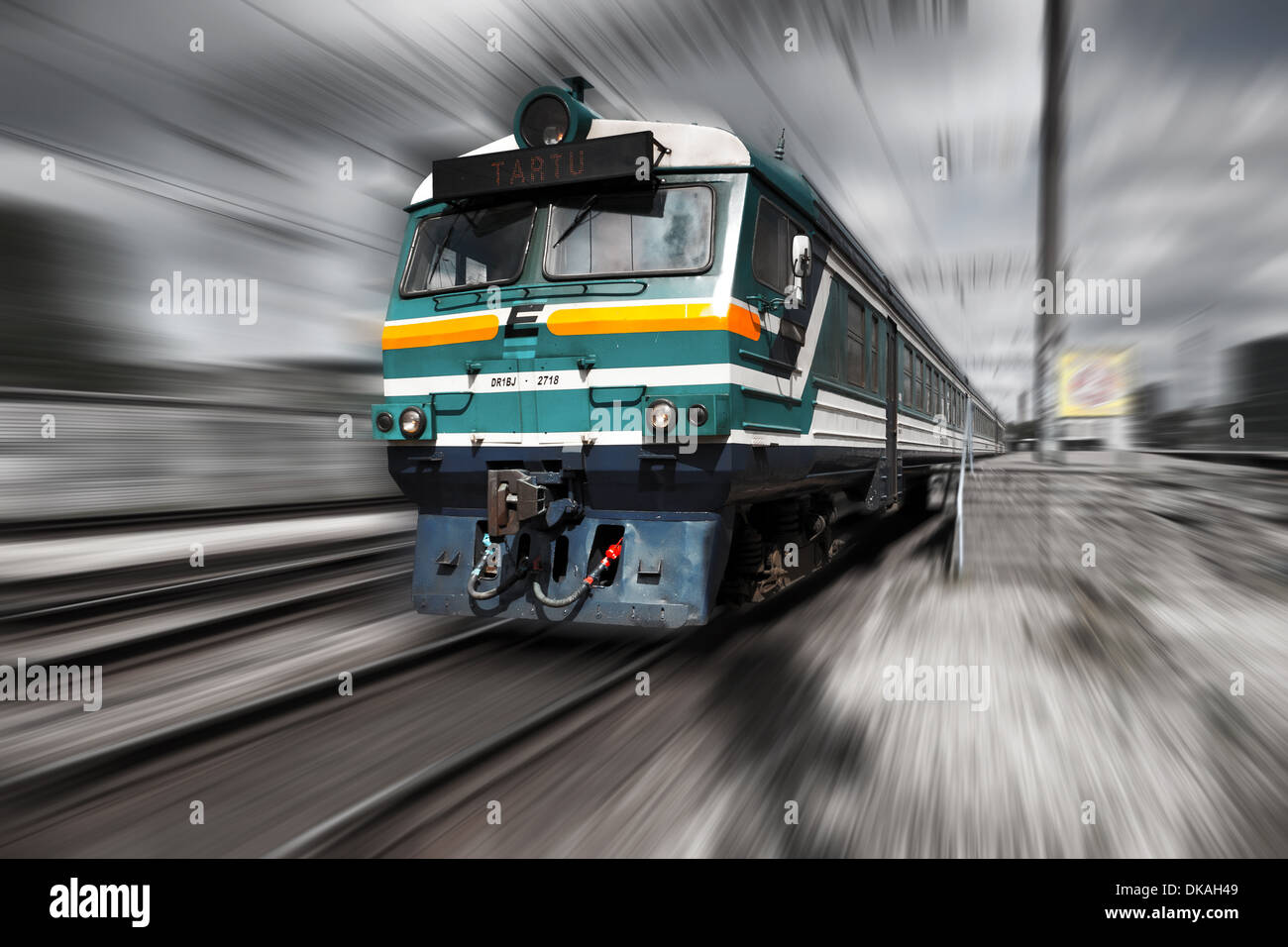 Vecchio stile retrò treni passeggeri in movimento Foto Stock