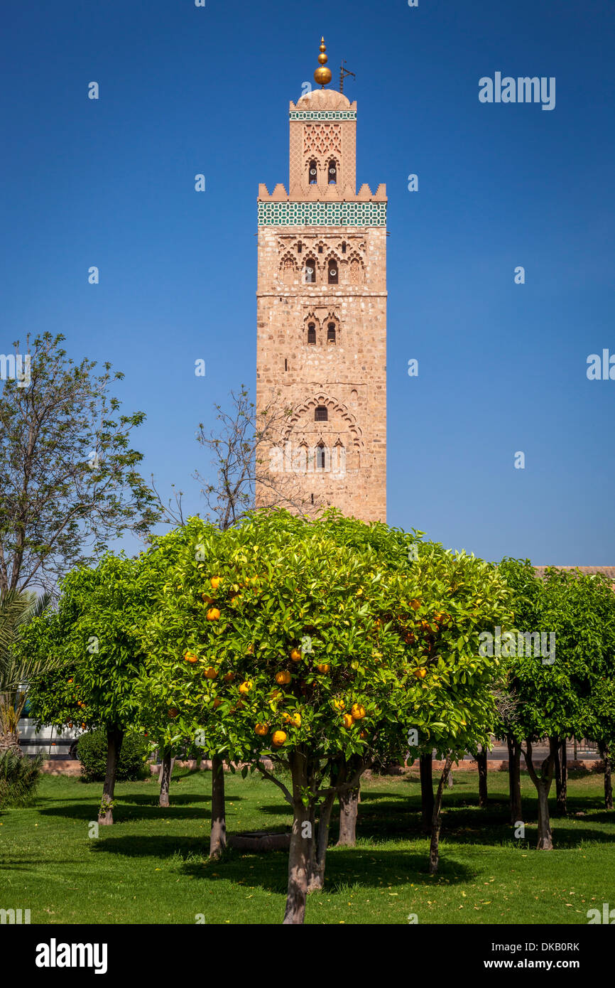 La Moschea di Koutoubia e giardini, Marrakech, Marocco Foto Stock