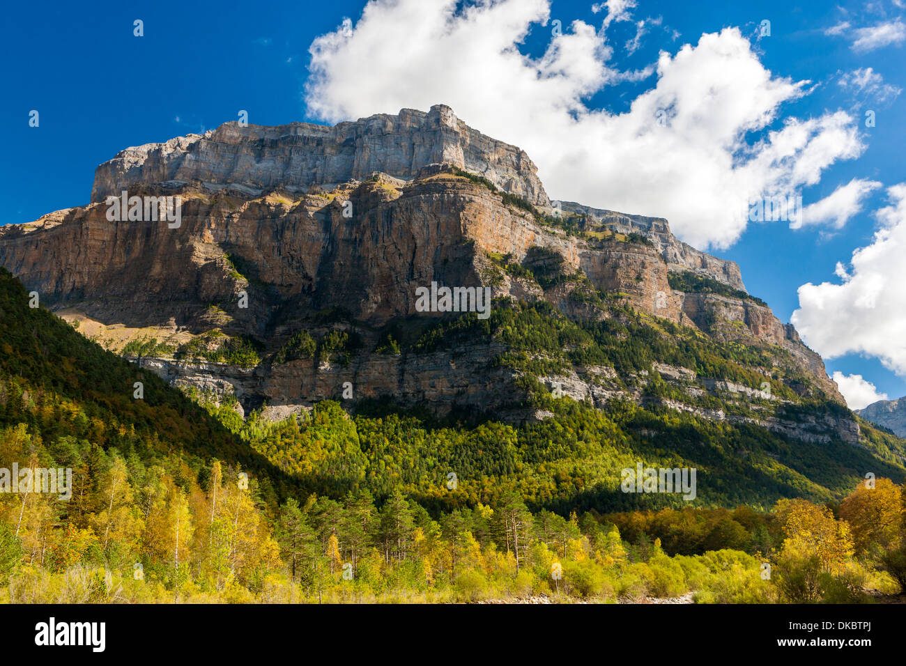 Punta Tobacor, Valle de Ordesa, Parque Nacional de Ordesa y Monte Perdido, Pirenei, Huesca, Aragona, Spagna, Europa. Foto Stock