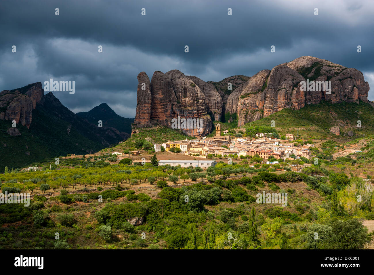 Mallos De Agüero, provincia di Huesca, Aragona, Spagna, Europa. Foto Stock