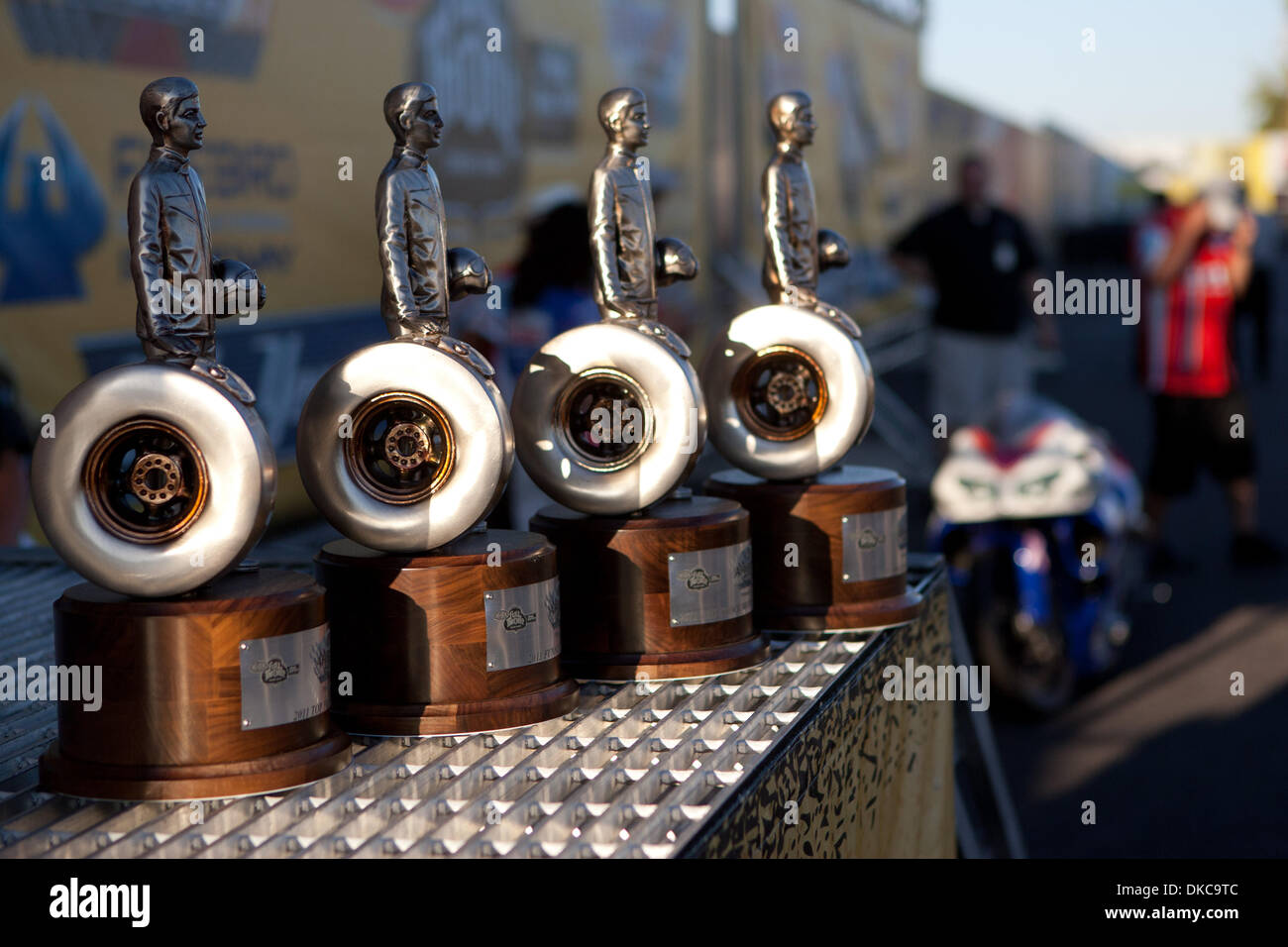 16 ottobre 2011 - Chandler, Arizona, Stati Uniti - Il vincitore hardware per i vincitori della Firebird Raceway titoli. (Credito Immagine: © Dean Henthorn/Southcreek/ZUMAPRESS.com) Foto Stock