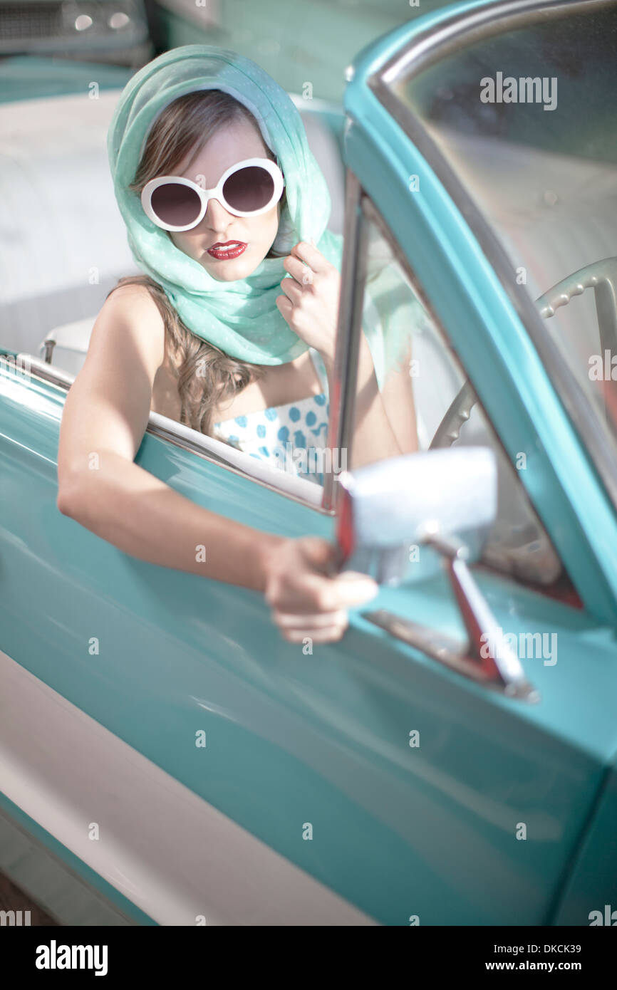 Occhiali da sole outlet bianchi vintage