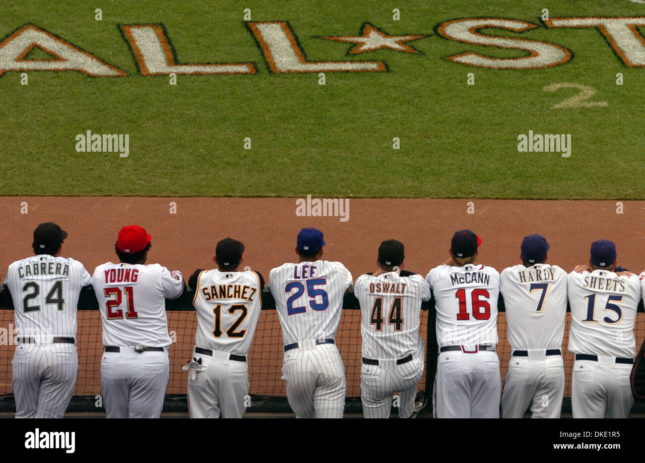 Luglio 10th, 2007 - San Francisco, CA, Stati Uniti d'America - National League giocatori guardare dalla panchina durante il 2007 MLB All-Star Game di AT&T Park di San Francisco, California martedì 10 luglio, 2007. (Credito Immagine: © Jose Carlos Fajardo/Contra Costa Times/ZUMA Press) Foto Stock